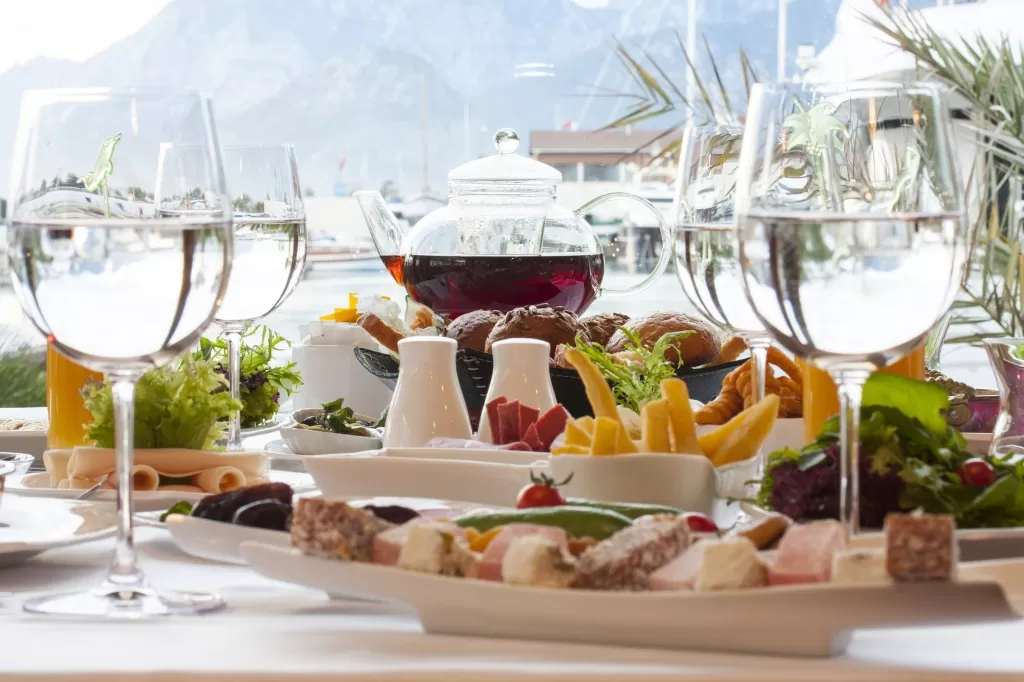 Перенедоел: как помочь себе при переедании. Страшная правда о ферментах