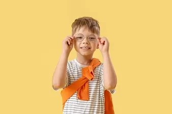 Причины ухудшения зрения у детей и методы профилактики